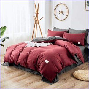 Red and gray two-tone duvet cover