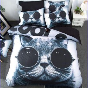 Stylish cat duvet cover