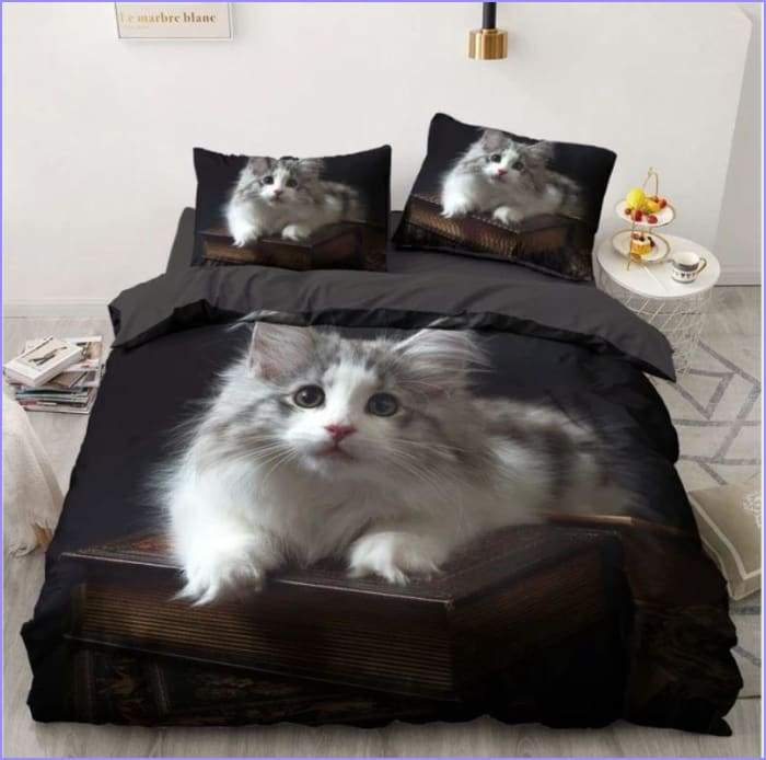 Studious kitten duvet cover