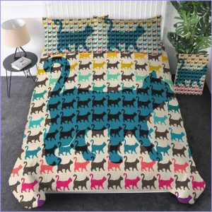 Duvet cover Cats in madness
