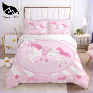 Girl horse duvet cover (photo)