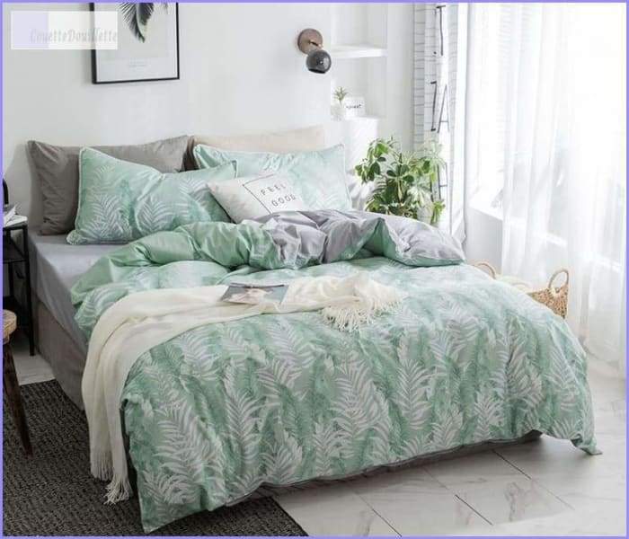 Green foliage duvet cover
