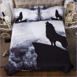 Majestic wolf duvet cover