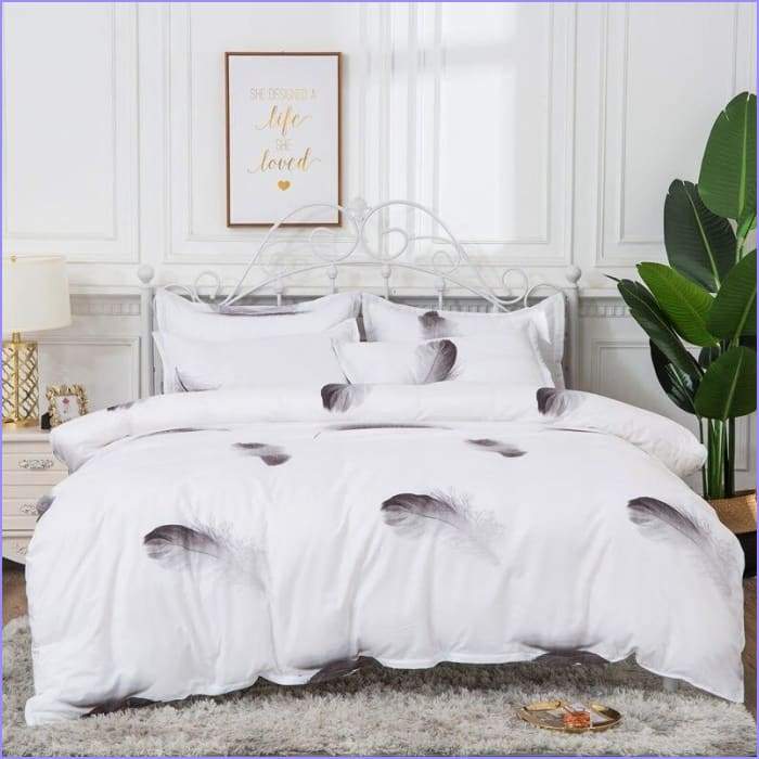 Delicate feather duvet cover