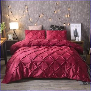 Red duvet cover 200x200