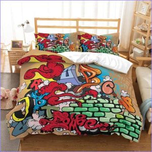 Duvet cover </br> tag graffiti