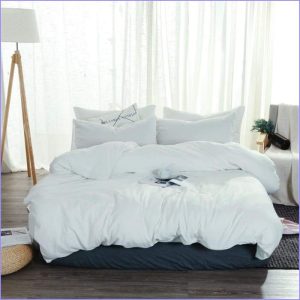 Green fir / water duvet cover